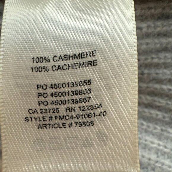 Aritzia Light Gray Ribbed Beanie - Picture 4 of 4